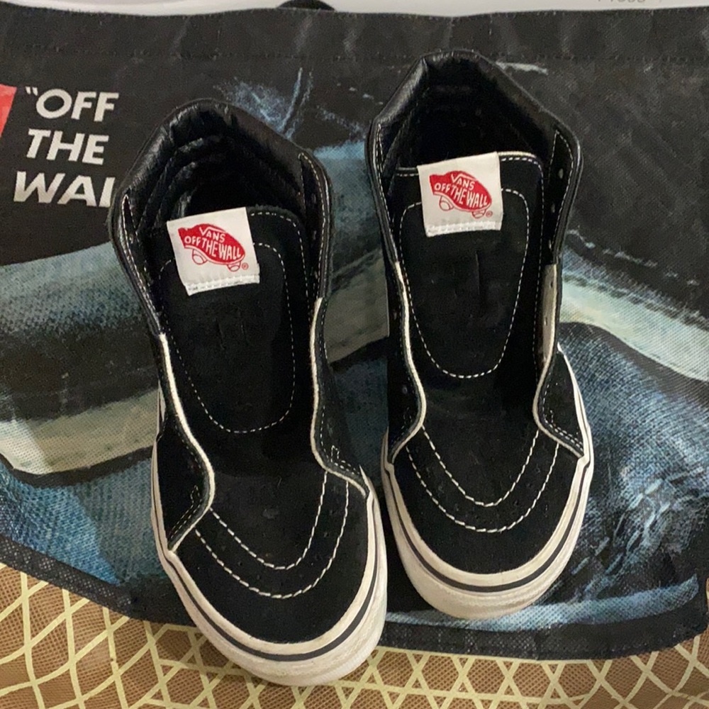 Vans skate board black suede high top sneakers 1.5